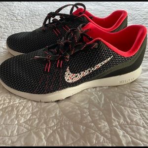Nike Flex TR 7